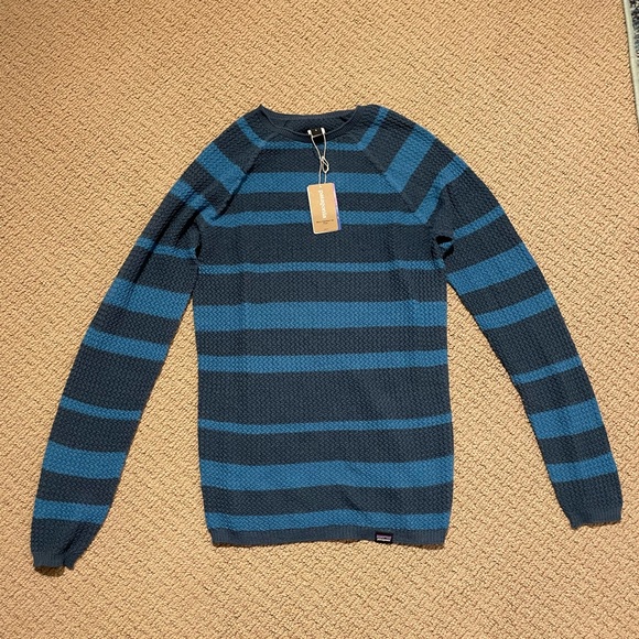 NWT Patagonia Capilene Air Crew heavyweight base layer Men’s Small - Picture 2 of 3